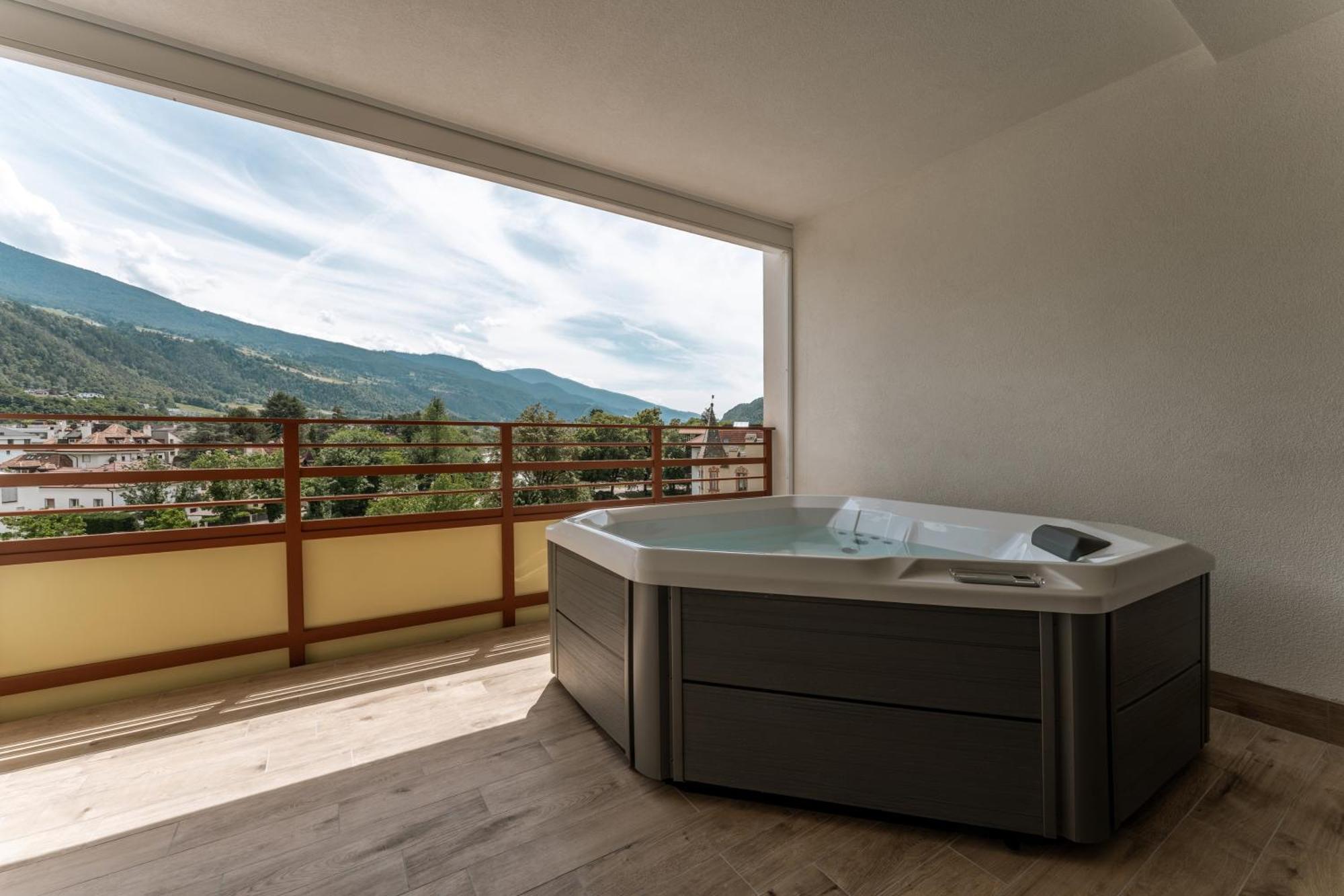 Dominik Alpine City Wellness Hotel - Adults Only Bressanone Room photo