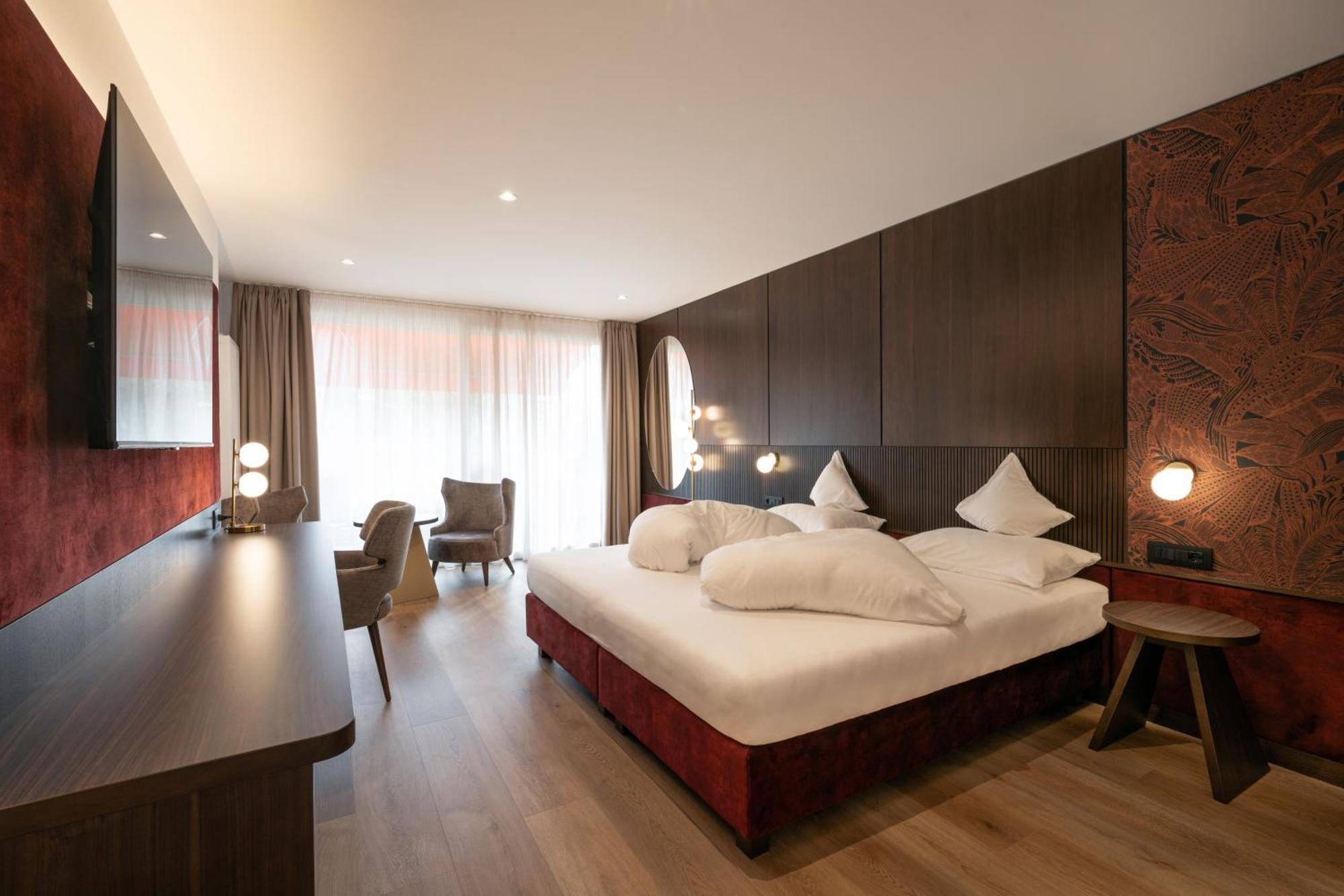 Dominik Alpine City Wellness Hotel - Adults Only Bressanone Exterior photo