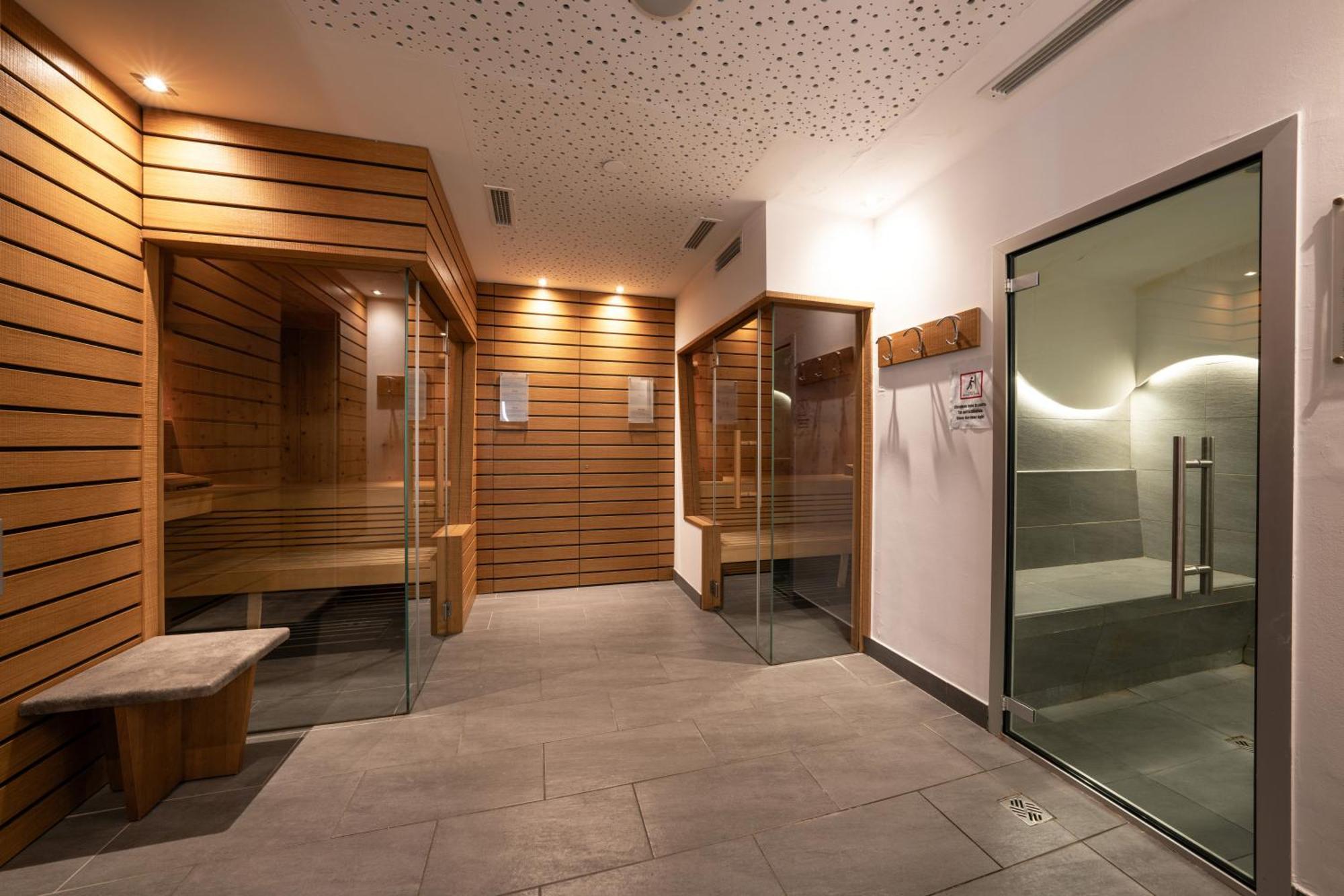 Dominik Alpine City Wellness Hotel - Adults Only Bressanone Exterior photo