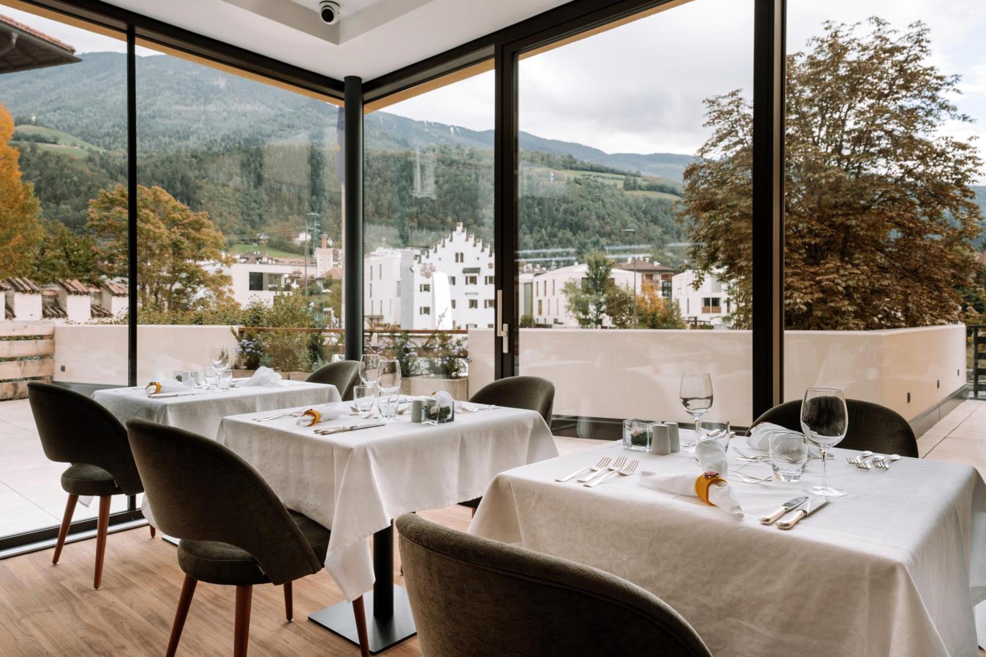 Dominik Alpine City Wellness Hotel - Adults Only Bressanone Exterior photo